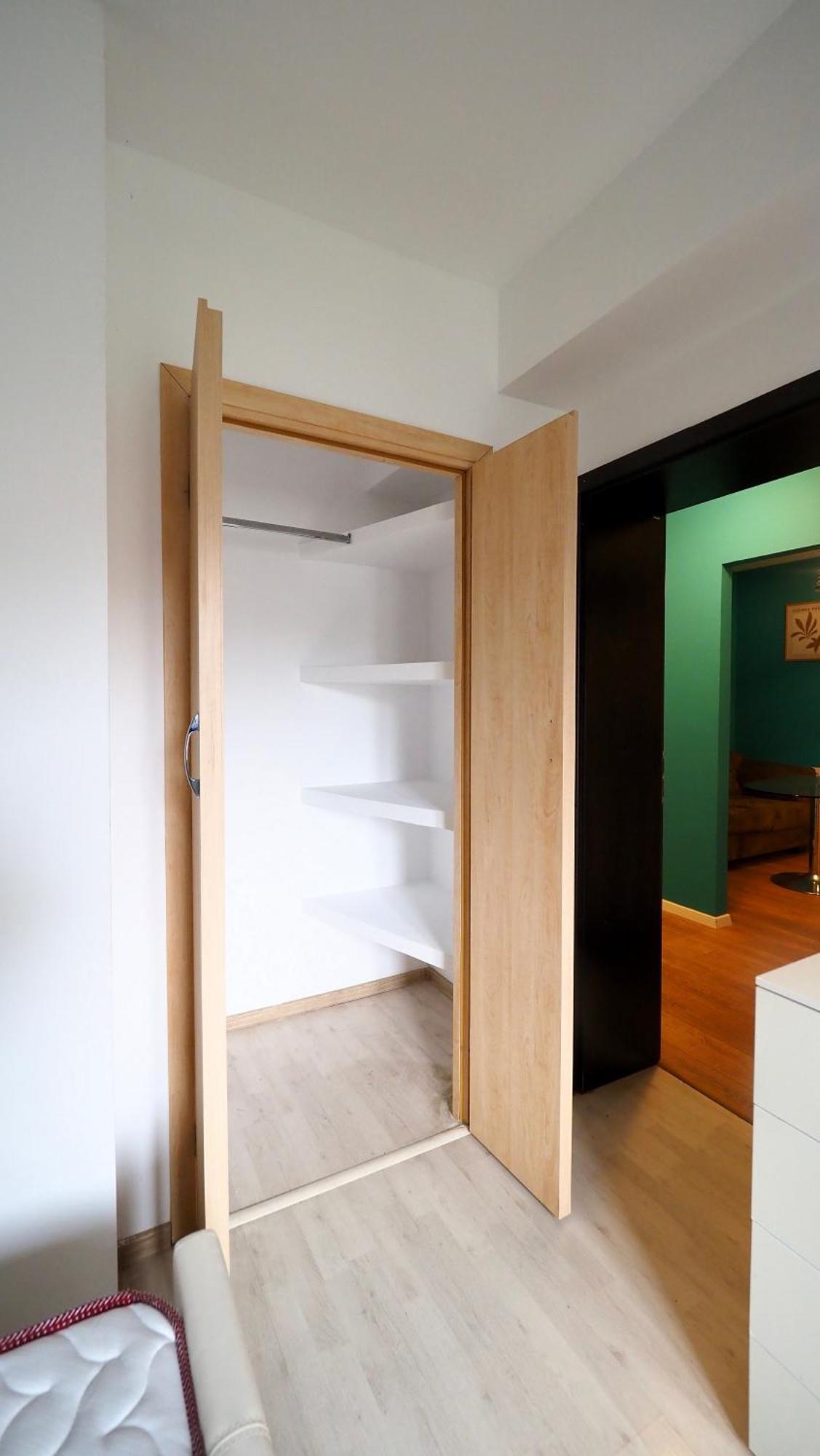 Iassium Airport Apartments Iasi Buitenkant foto